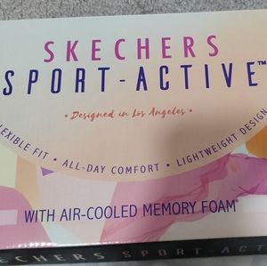 Skechers